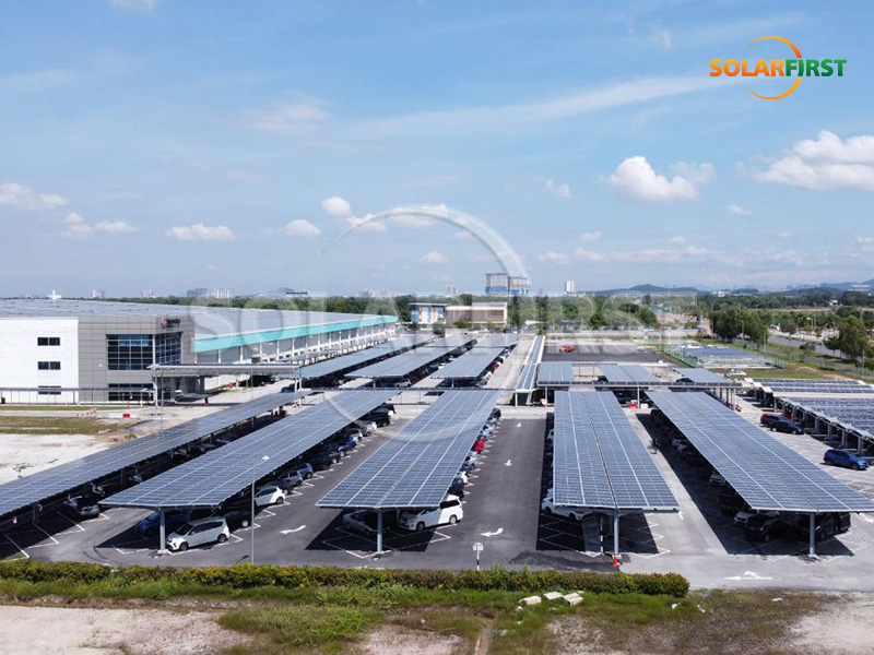 Решение для автостоянки с консольным BIPV-модулем мощностью 1,6 МВт в Малайзии