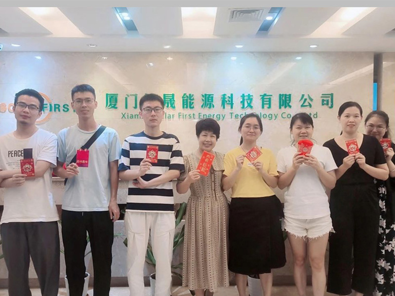Играйте на удачу, отпразднуйте Праздник середины осени: компания Xiamen Solar First Energy успешно провела азартную игру Mooncake