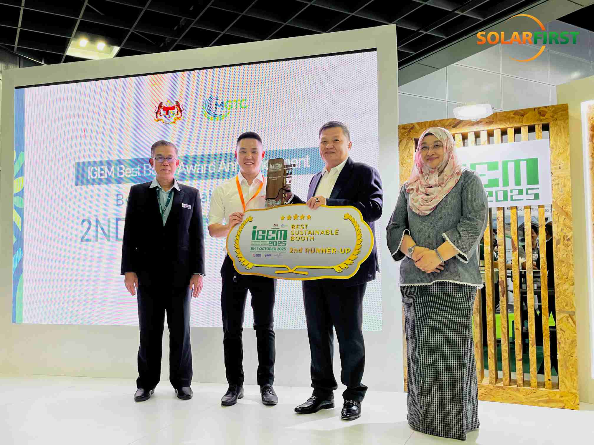 Solar First Group блистает на выставке IGEM, получая две престижные награды за лучший стенд